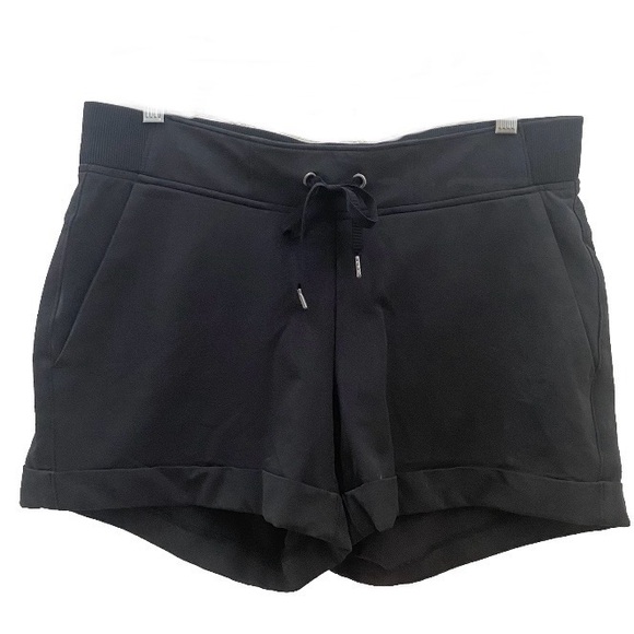 ATHLETA Black Midtown Cuffed Athletic Shorts Size 10 - Picture 2 of 13